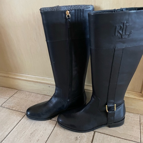 RALPH LAUREN BOOTS. - Picture 3 of 3